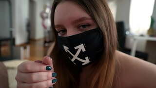 Cum sur un gros et juteux cul